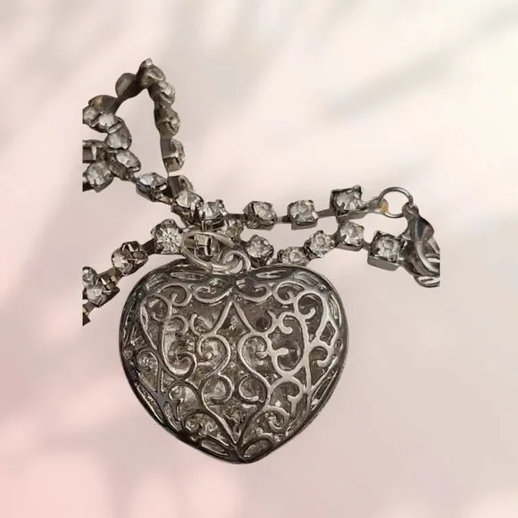 Silver Heart Pendant Necklace - Picture 4 of 6